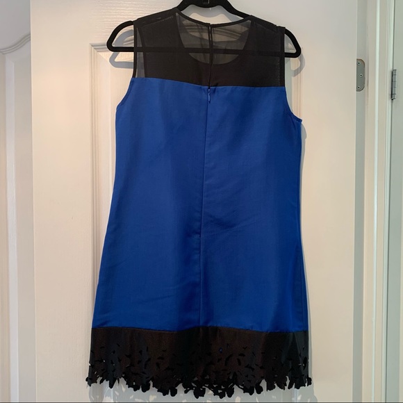 ⭐️ Sarah Stevenson x Target Blue Lace Hem Dress - Picture 3 of 6